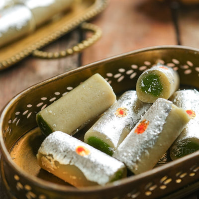 Kaju Pista Roll