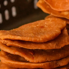 Kara Thattai